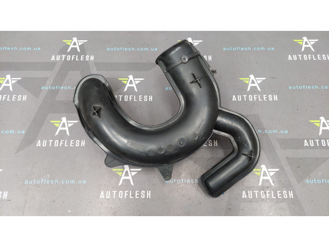 Патрубок повітряного фільтра 8200923128, H8200841043 Renault Fluence Megane 3 Scenic 3 бу
